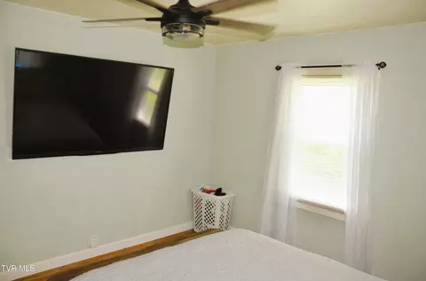 Bedroom - 6081 Pole Bridge Road Wise Va 24293, Wise, VA 24293 photo 3 of 3