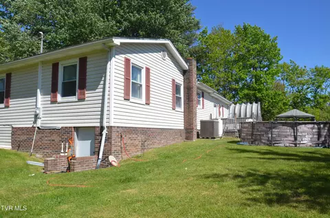 Exterior - 6081 Pole Bridge Road Wise Va 24293, Wise, VA 24293 photo 5 of 8