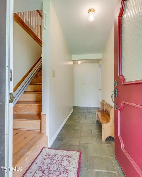 Entry Way - 824 Balsam Circle Erwin Tn 37650, Erwin, TN 37650 photo 1 of 2
