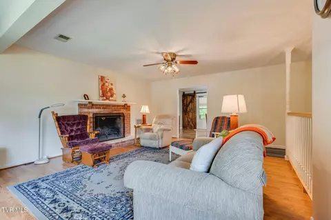 Living - 824 Balsam Circle Erwin Tn 37650, Erwin, TN 37650 photo 2 of 3
