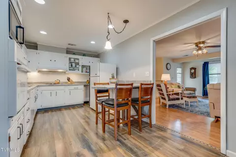 Kitchen - 824 Balsam Circle Erwin Tn 37650, Erwin, TN 37650 photo 1 of 3