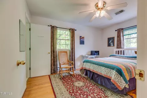 Bedroom - 824 Balsam Circle Erwin Tn 37650, Erwin, TN 37650 photo 1 of 10