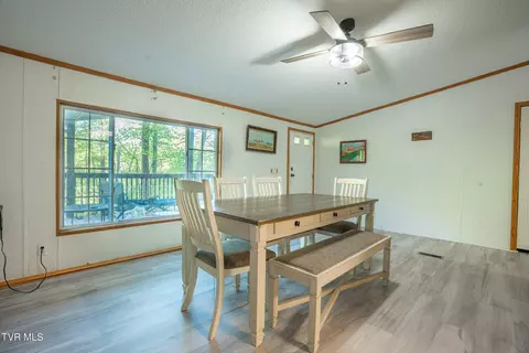 Dining - 100 Edwards Ridge Road Erwin Tn 37650, Erwin, TN 37650 photo 1 of 1