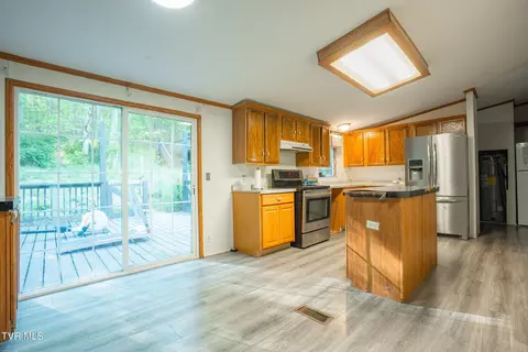 Kitchen - 100 Edwards Ridge Road Erwin Tn 37650, Erwin, TN 37650 photo 1 of 2