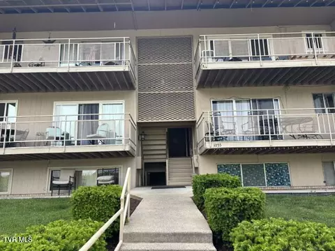 1055 Carriage Circle Apt 302 Bristol Va 24201, Bristol, VA 24201