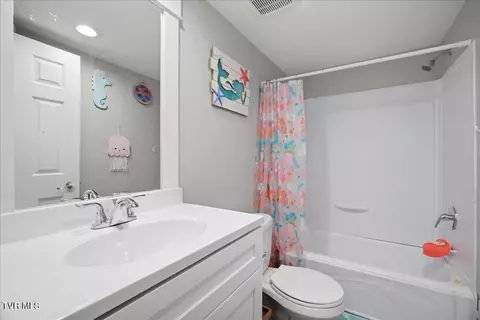 Bath - 1273 Greenbriar Road Talbott Tn 37877, Talbott, TN 37877 photo 3 of 3