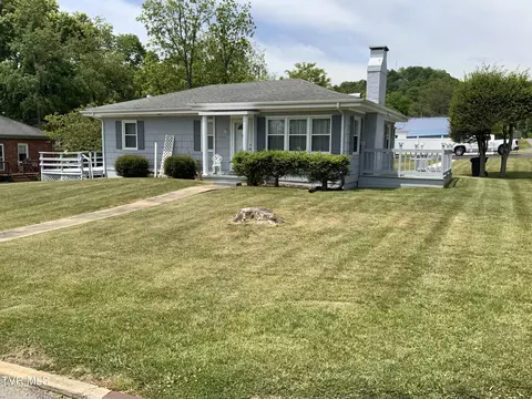 1300 Holston Drive Bristol Tn 37620, Bristol, TN 37620