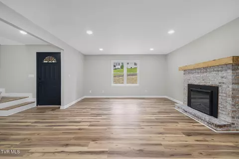 Living - 143 Horton Ridge Road Erwin Tn 37650, Erwin, TN 37650 photo 3 of 7
