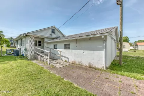 Exterior - 945 N Elm Avenue Erwin Tn 37650, Erwin, TN 37650 photo 7 of 12