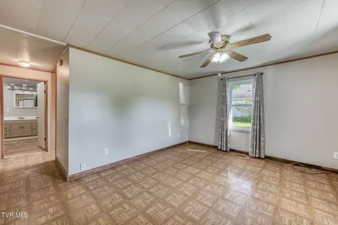 Other - 945 N Elm Avenue Erwin Tn 37650, Erwin, TN 37650 photo 2 of 19