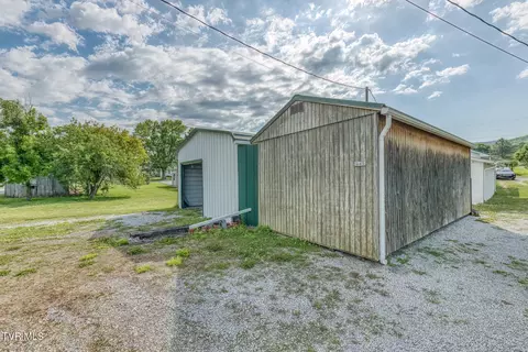Exterior - 945 N Elm Avenue Erwin Tn 37650, Erwin, TN 37650 photo 12 of 12