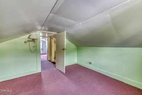Bedroom - 945 N Elm Avenue Erwin Tn 37650, Erwin, TN 37650 photo 6 of 7