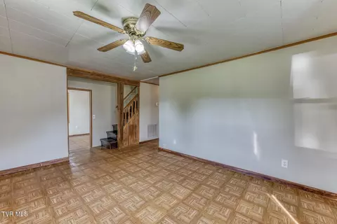 Living - 945 N Elm Avenue Erwin Tn 37650, Erwin, TN 37650 photo 2 of 2