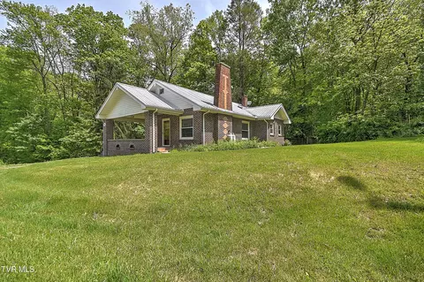 275 Tiger Creek Road Roan Mountain Tn 37687, Roan Mountain, TN 37687