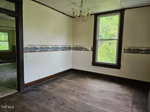 Dining - 2104 Exeter Road Appalachia Va 24216, Appalachia, VA 24216 photo 1 of 1