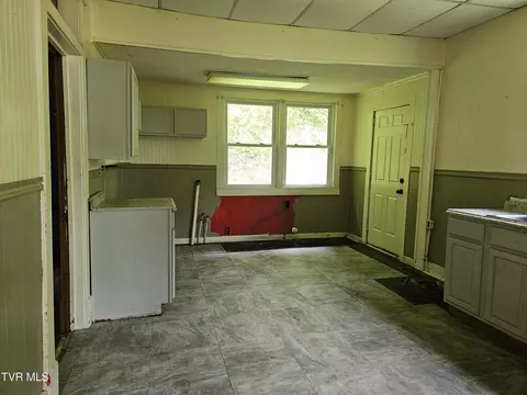 Kitchen - 2104 Exeter Road Appalachia Va 24216, Appalachia, VA 24216 photo 3 of 3