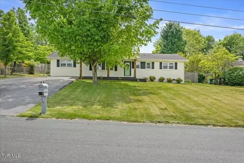 145 Homestead Drive Bristol Va 24201, Bristol, VA 24201