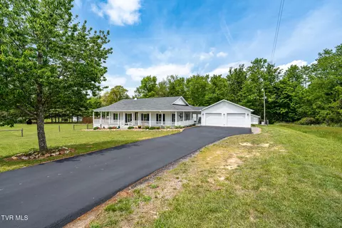 533 Harmon Road Mountain City Tn 37683, Mountain City, TN 37683