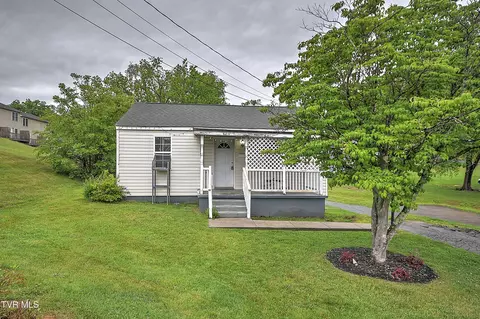 409 Crockett Street Bristol Va 24201, Bristol, VA 24201