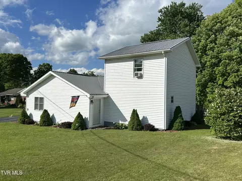Exterior - 131 SW Beverly Avenue Wise Va 24293, Wise, VA 24293 photo 1 of 11