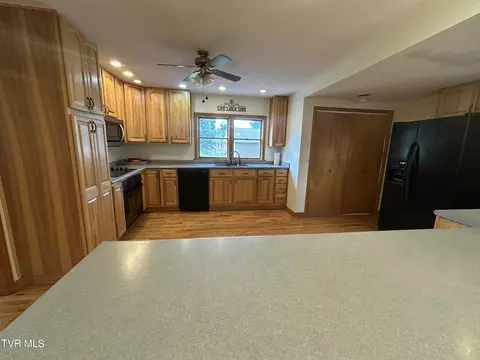 Kitchen - 131 SW Beverly Avenue Wise Va 24293, Wise, VA 24293 photo 8 of 10