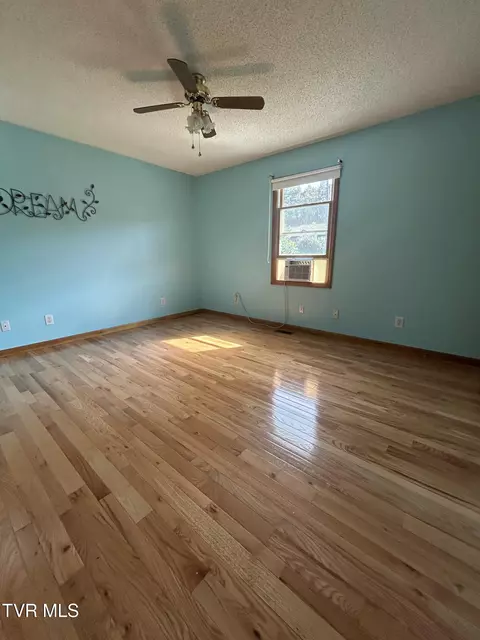 Bedroom - 131 SW Beverly Avenue Wise Va 24293, Wise, VA 24293 photo 3 of 3