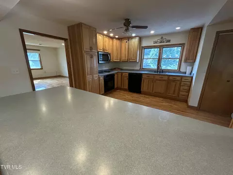 Kitchen - 131 SW Beverly Avenue Wise Va 24293, Wise, VA 24293 photo 6 of 10