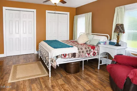 Bedroom - 225 Shaw Road Chuckey Tn 37641, Chuckey, TN 37641 photo 2 of 5