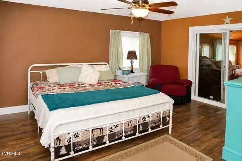 Bedroom - 225 Shaw Road Chuckey Tn 37641, Chuckey, TN 37641 photo 3 of 5