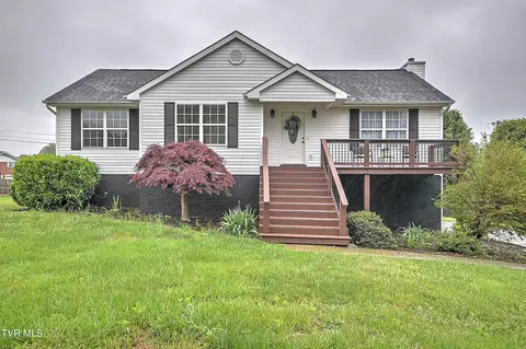 1002 Mountain Breeze Lane Bristol Tn 37620, Bristol, TN 37620
