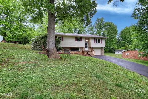 111 Independence Lane Elizabethton Tn 37643, Elizabethton, TN 37643
