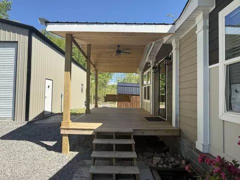 12432 Crab Orchard Road Coeburn Va 24230, Coeburn, VA 24230