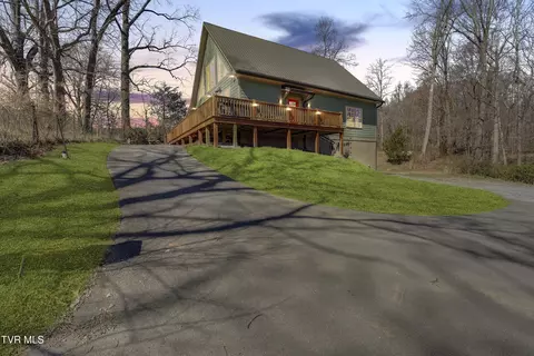 137 Unaka View Road Johnson City Tn 37601, Johnson City, TN 37601