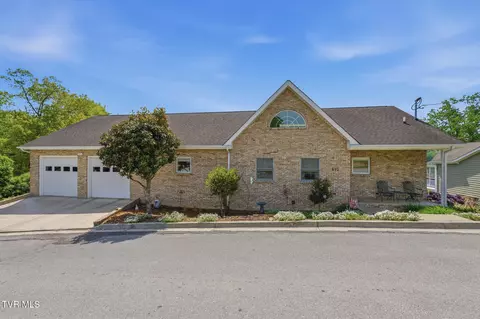 410 Lakeview Street Bluff City Tn 37618, Bluff City, TN 37618
