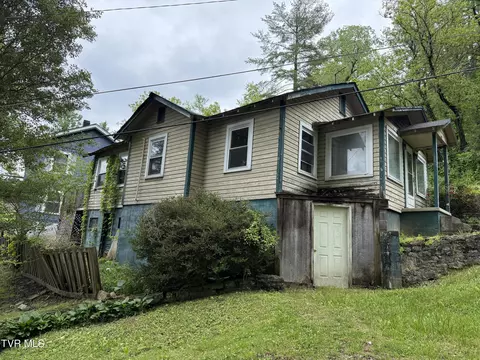 705 Blondell Avenue Appalachia Va 24216, Appalachia, VA 24216