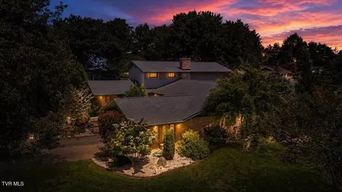 112 Spruce Street Greeneville Tn 37745, Greeneville, TN 37745