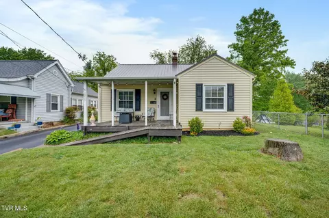 1215 Maryland Avenue Bristol Tn 37620, Bristol, TN 37620