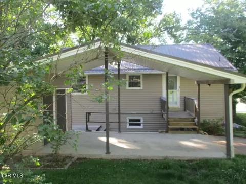 300 Lakeview Circle Bluff City Tn 37618, Bluff City, TN 37618