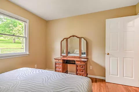 Bedroom - 936 Diane Avenue Erwin Tn 37650, Erwin, TN 37650 photo 3 of 8