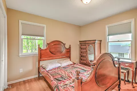 Bedroom - 936 Diane Avenue Erwin Tn 37650, Erwin, TN 37650 photo 7 of 8