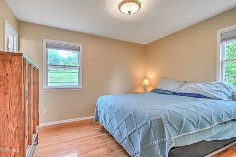 Bedroom - 936 Diane Avenue Erwin Tn 37650, Erwin, TN 37650 photo 4 of 8