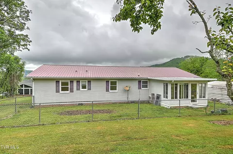 Exterior - 936 Diane Avenue Erwin Tn 37650, Erwin, TN 37650 photo 10 of 10