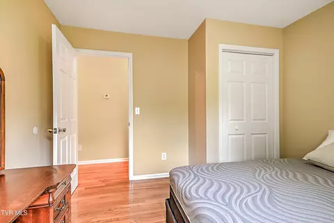 Bedroom - 936 Diane Avenue Erwin Tn 37650, Erwin, TN 37650 photo 2 of 8