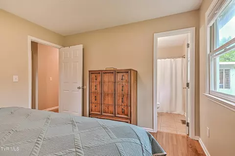 Bedroom - 936 Diane Avenue Erwin Tn 37650, Erwin, TN 37650 photo 5 of 8