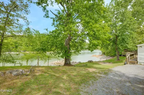 412 Massengill Park Road Bluff City Tn 37618, Bluff City, TN 37618