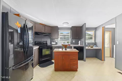 Kitchen - 116 Edney Lane Erwin Tn 37650, Erwin, TN 37650 photo 1 of 2