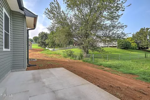 Exterior - 116 Emerald Drive Greeneville Tn 37745, Greeneville, TN 37745 photo 5 of 10