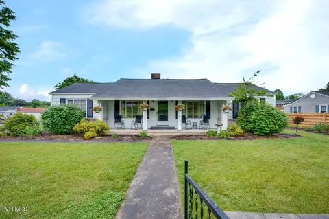 706 E Holston Avenue Johnson City Tn 37601, Johnson City, TN 37601