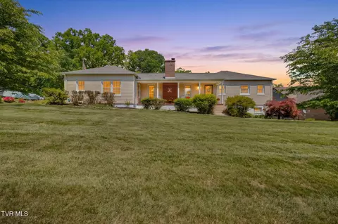 3557 Crest Road Kingsport Tn 37664, Kingsport, TN 37664
