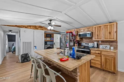 Kitchen - 306 Hurley Lane Mohawk Tn 37810, Mohawk, TN 37810 photo 2 of 2